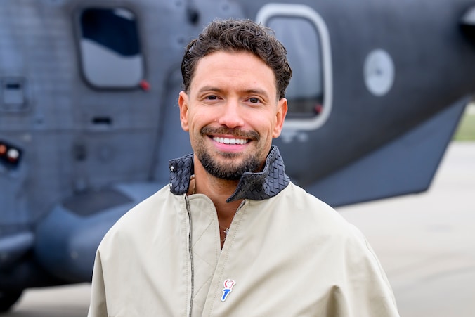 Rolf Sanchez bevestigt relatie met nieuwe vriendin Lorena: 'Ze heeft me een half  jaar genegeerd' | Show | AD.nl