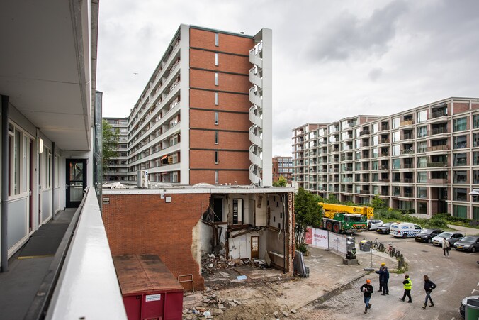 Na grote explosie werd volledig ‘wapenarsenaal’ gevonden in kelderbox ...
