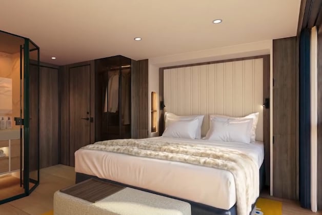 Eerste luxe riviercruiseschip voor groepsreizen wordt gedoopt in ...