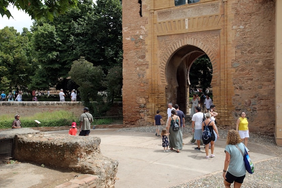  paleiscomplex Alhambra moest worden ontruimd