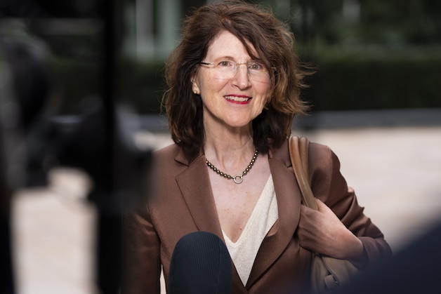 staatssecretaris-annet-bertram-i-w