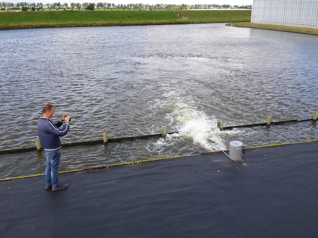 Teler Harry vreest tonnen schade nu hij geen water uit sloten mag ...