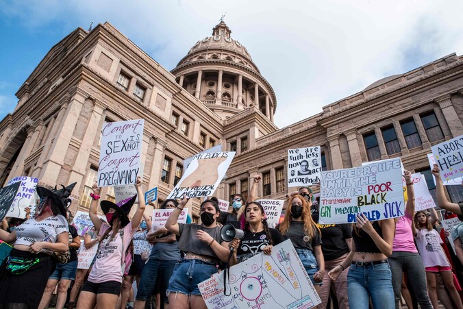 Rechter blokkeert tijdelijk zeer strenge anti-abortuswetgeving Texas ...
