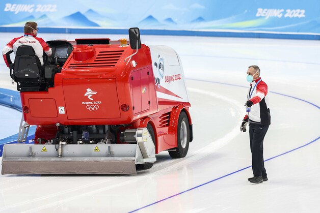 Ex-ijsmeester Thialf over het belang van hard ijs: 'Dat lijkt het meest ...