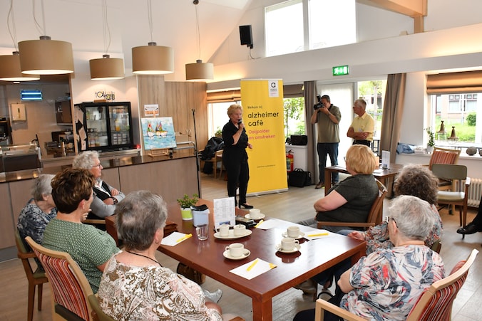 Nieuwe bijeenkomst Alzheimer Café Zuidlaren: gratis toegang | Regio | AD.nl