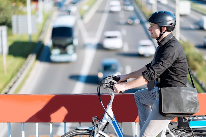 Vakbond CNV wil dat we twee uur per week minder werken ...