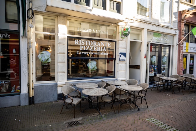 De risotto mist romigheid, de burrata is opperbest: net als de stemming ...