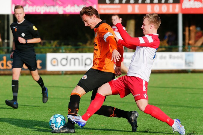 Leermeester Titaley tegen leerling Hoefste: ‘Hij weet dondersgoed waar ...