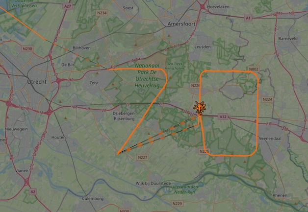Waarom er vandaag vier politiehelikopters boven Utrecht vliegen | Regio ...