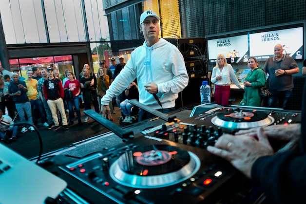 ‘Niet Londen, niet Parijs, maar Helmond is het epicentrum van hiphop in ...