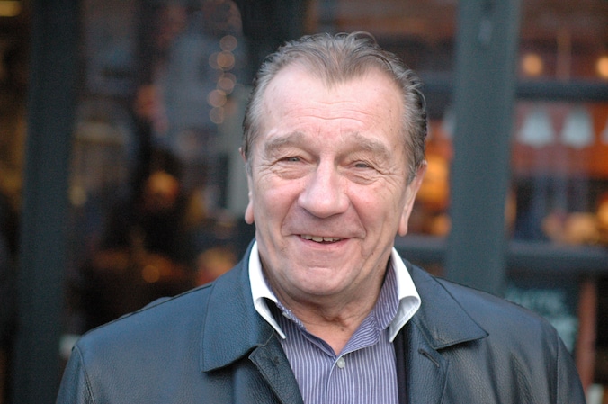 Oud-international Frits Flinkevleugel (80) overleden | Sport | AD.nl