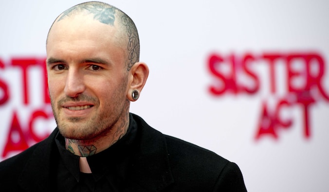 Voorwaardelijke boete voor Ben Saunders na 'infantiel gedrag' | Show ...