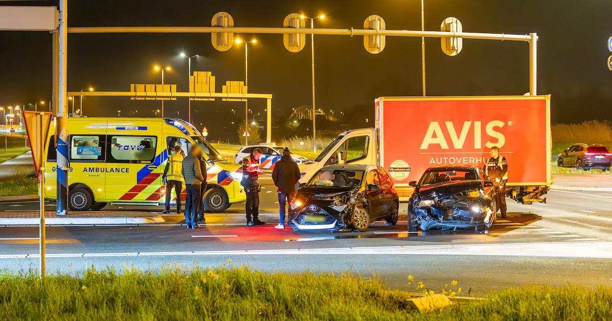 Gewonden bij botsing op N201 bij Vinkeveen