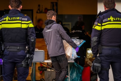 Politie valt loods binnen in Eindhoven, onderdeel van drugsonderzoek