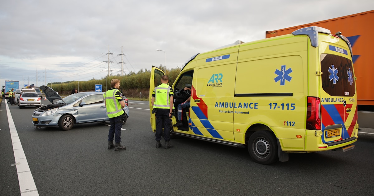 Ongeval met meerdere voertuigen op A4 bij Schipluiden: weg dicht