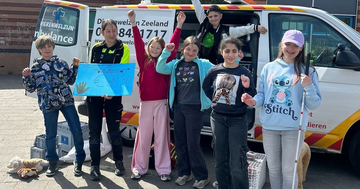Kinderen van Petje af Goes doneren aan dierenambulance Zeeland