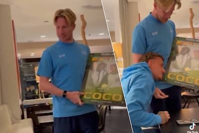 ‘Noano’ Lang wordt verrast door Kevin de Bruyne: ‘Ik heb een cadeautje voor je’