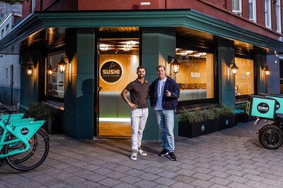 Van moeders keuken naar eigen restaurant: tweelingbroers openen nieuwe sushizaak in Zwolle