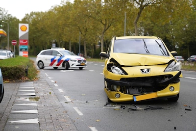 Automobilist raakt gewond bij aanrijding in Oosterhout