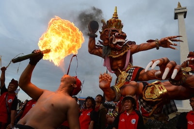 Zwitserse toerist (26) verstoort heilige dag op Bali en moet daarom een jaar de gevangenis in