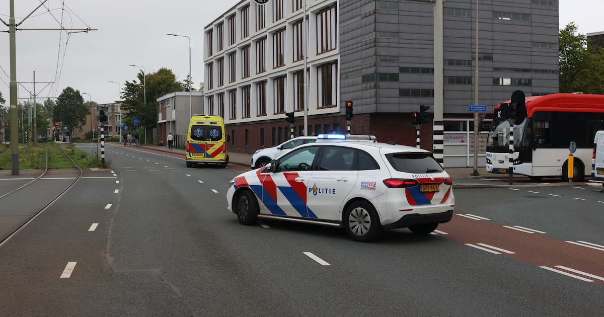 Fietser gewond bij botsing met auto in Delft