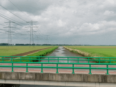Deze oplossing voor het overvolle stroomnet loopt dwars door de achtertuin van honderden mensen