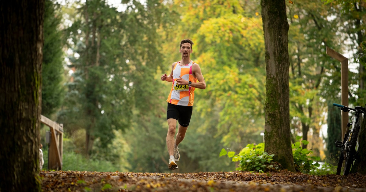 Meedoen aan een crossloop in de buurt? Vijf tips van een doorgewinterde atleet: ‘Laat die tijd lekke