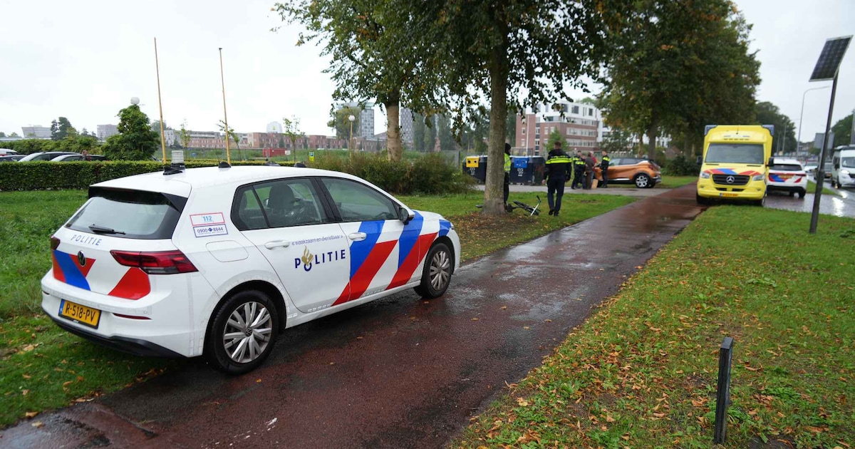 Voetganger gewond na botsing met auto in Groningen