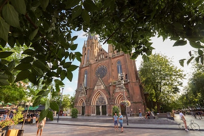 Alp Çelik speelt Mozart, Beethoven en Chopin tijdens pianorecital in Catharinakerk Eindhoven