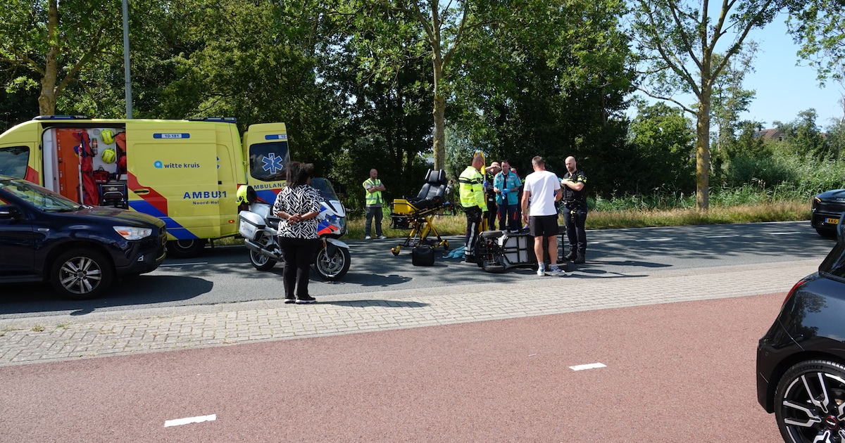 Scootmobilist gewond na botsing in Akersloot