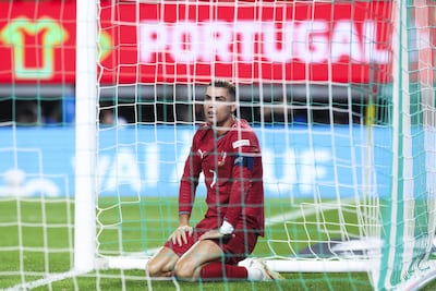 Assist Tadic bij gelijkspel Servië tegen Griekenland, Cristiano Ronaldo scoort niet bij zege Portugal