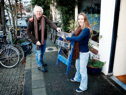 Loog Landaal en Marije van der Nat lenen regelmatig spullen van elkaar
