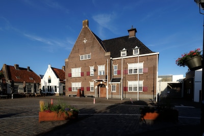 Boxtel wil gemeentehuis toegankelijker en duurzamer maken: verbouwing moet in 2027 klaar zijn