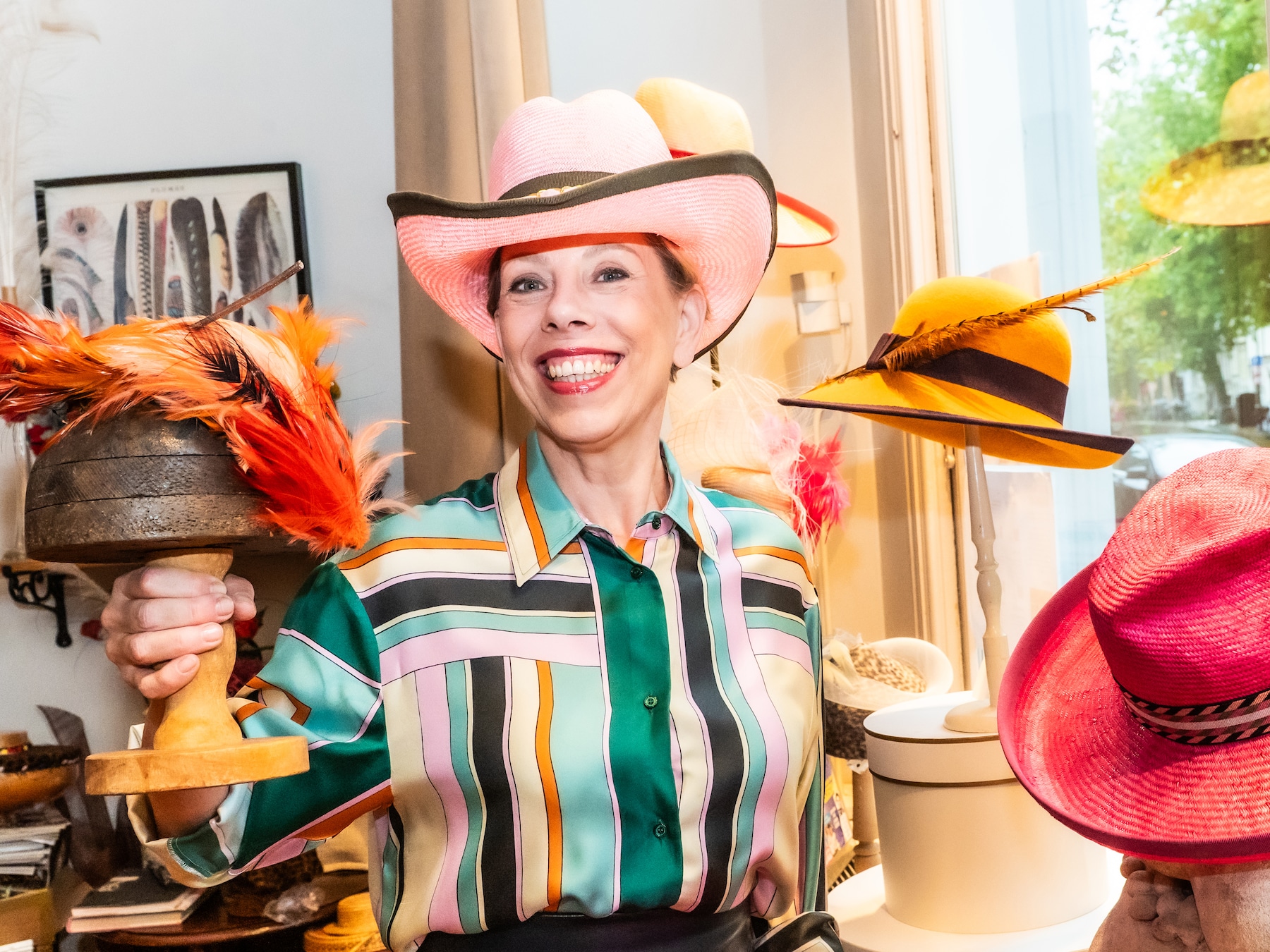 Berry maakte hoed voor Máxima en ministers: ‘Door val kabinet is het dit jaar rustiger rond Prinsjesdag’