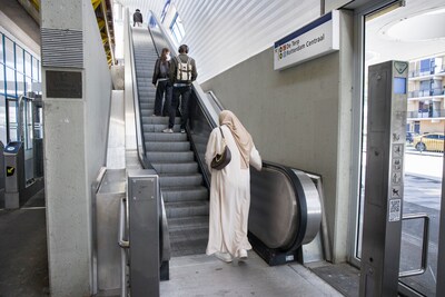 Topoverleg over vaak kapotte roltrappen en liften in metrostations: RET belooft dat het beter wordt