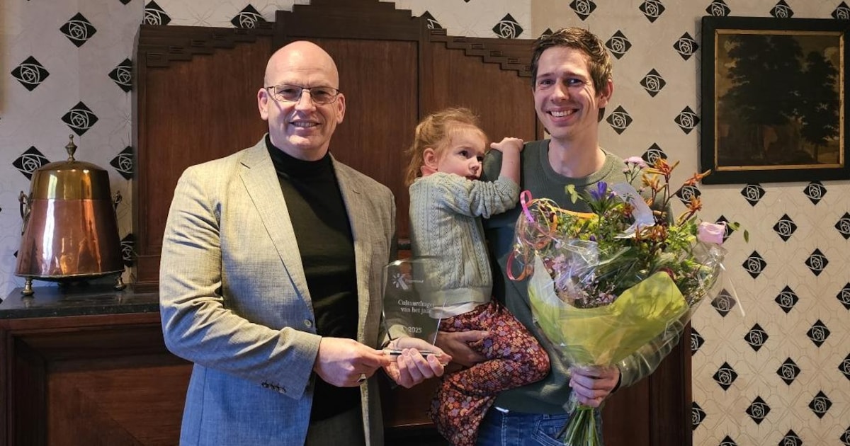 Podcaster Lourens Schuijtemaker uitgeroepen tot ‘Cultuurdrager van het Jaar’ in gemeente Koggenland