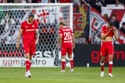 LIVE Europa League | FC Twente al vroeg op achterstand tegen Hongaarse recordkampioen na fout aanvoerder Van Rooij