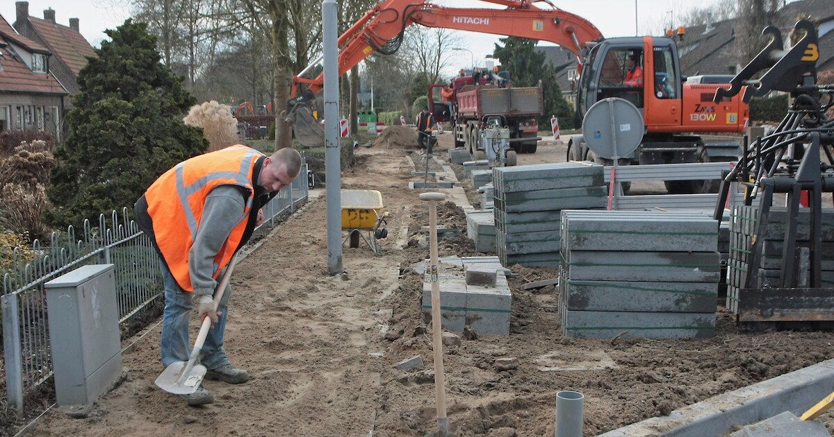 Bouw van de voetpadenplan in Smilde van start: veel paden breder en overbodige routes verdwijnen | M