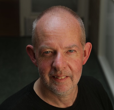 Geraart Westerink blikt met bundel terug op periode als stadsdichter in Kampen