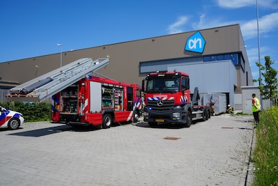 Brand in kartonpers bij distributiecentrum Albert Heijn in Zwolle