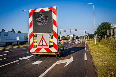 LIVE Hitte in Brabant | Asfalt komt door hitte omhoog in Uden, busvervoer Hermes zaterdag geschrapt