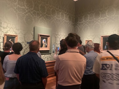 Nog tot en met vrijdag te zien: Meisje met de parel gaat naar Japan (want het Mauritshuis gaat tijde
