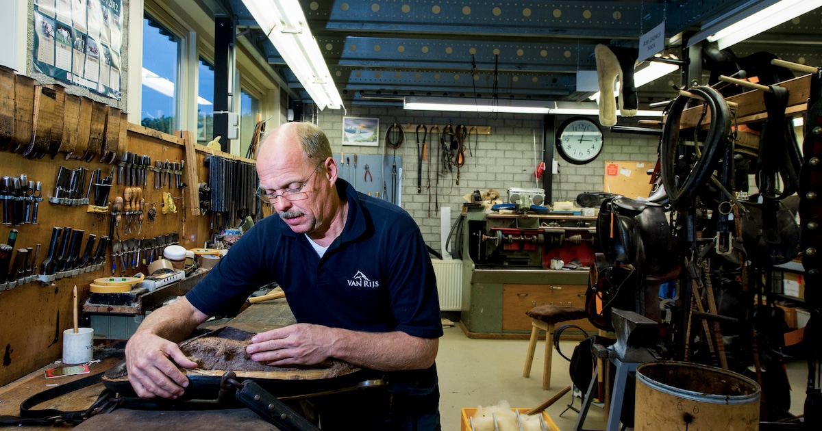 Bijna tweehonderd jaar oude zadel- en tuigmakerij Van Rijs gestopt