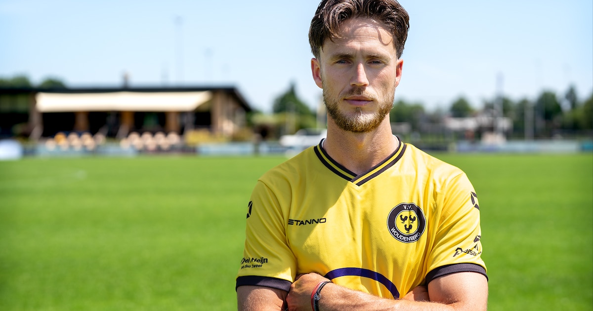 Ricky van Wolfswinkel Makes Emotional Debut for Childhood Club V.V. Woudenberg After Retirement