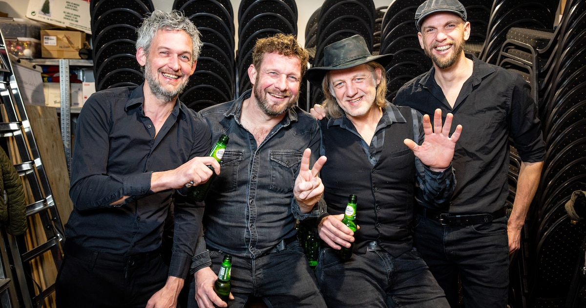 Band viert 25 jaar bestaan met jubileumshow in Vroomshoop