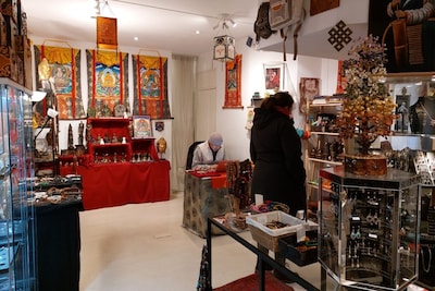 Kijk je ogen uit: deze Arnhemse winkels zijn net een klein museum