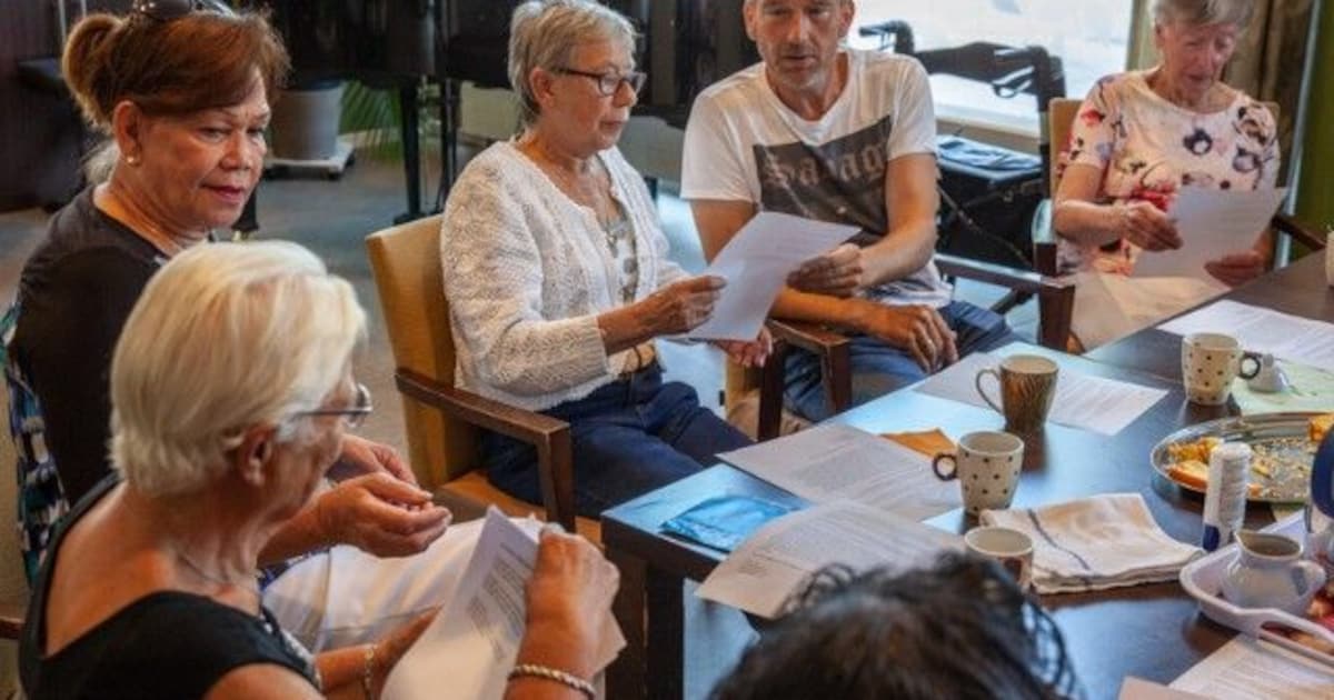 Tijd voor verhalen in Nieuwerkerk verbindt bewoners met literatuur