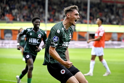 Szymon Wlodarczyk weet hoe het is om tegen PSV te spelen: ‘Ik geloof dat ik nog veel beter kan dan dit’