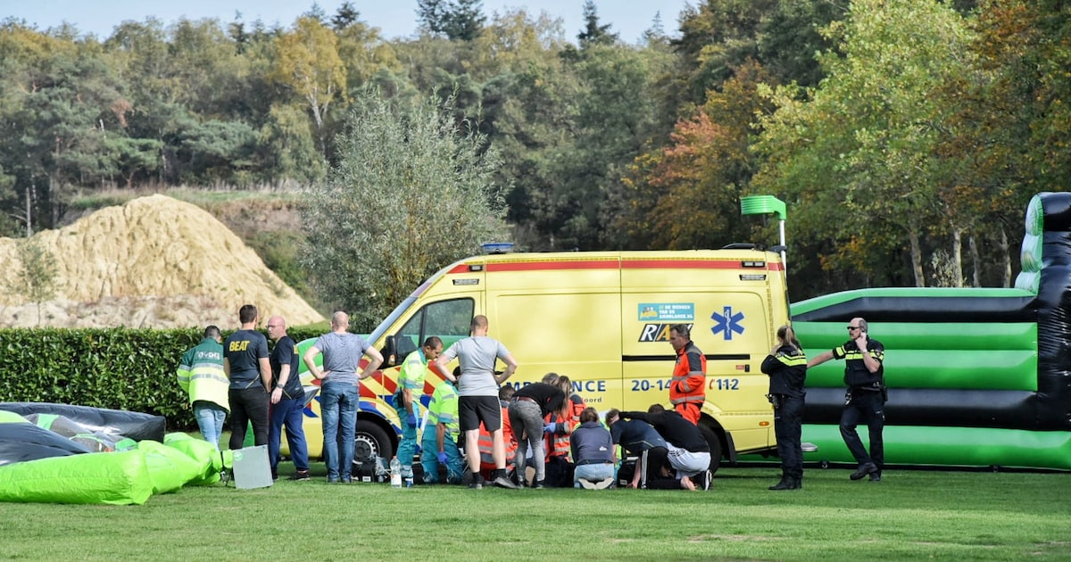 Ernstig ongeluk met springkussen: twee kinderen gewond