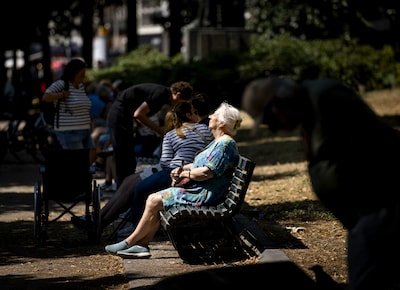 Na zomerse dag volgt omslag: lagere temperaturen en kans op buien neemt toe